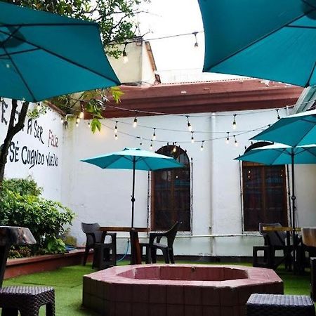 4 Grados Hostal Bed and Breakfast Guatemala-Stad Buitenkant foto