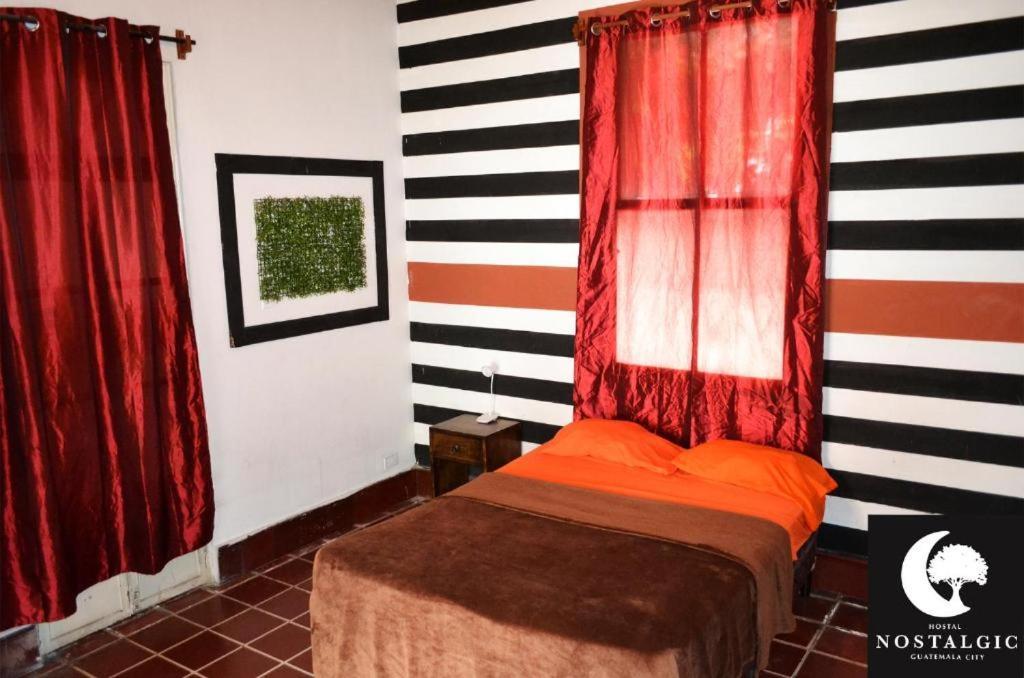 4 Grados Hostal Bed and Breakfast Guatemala-Stad Buitenkant foto